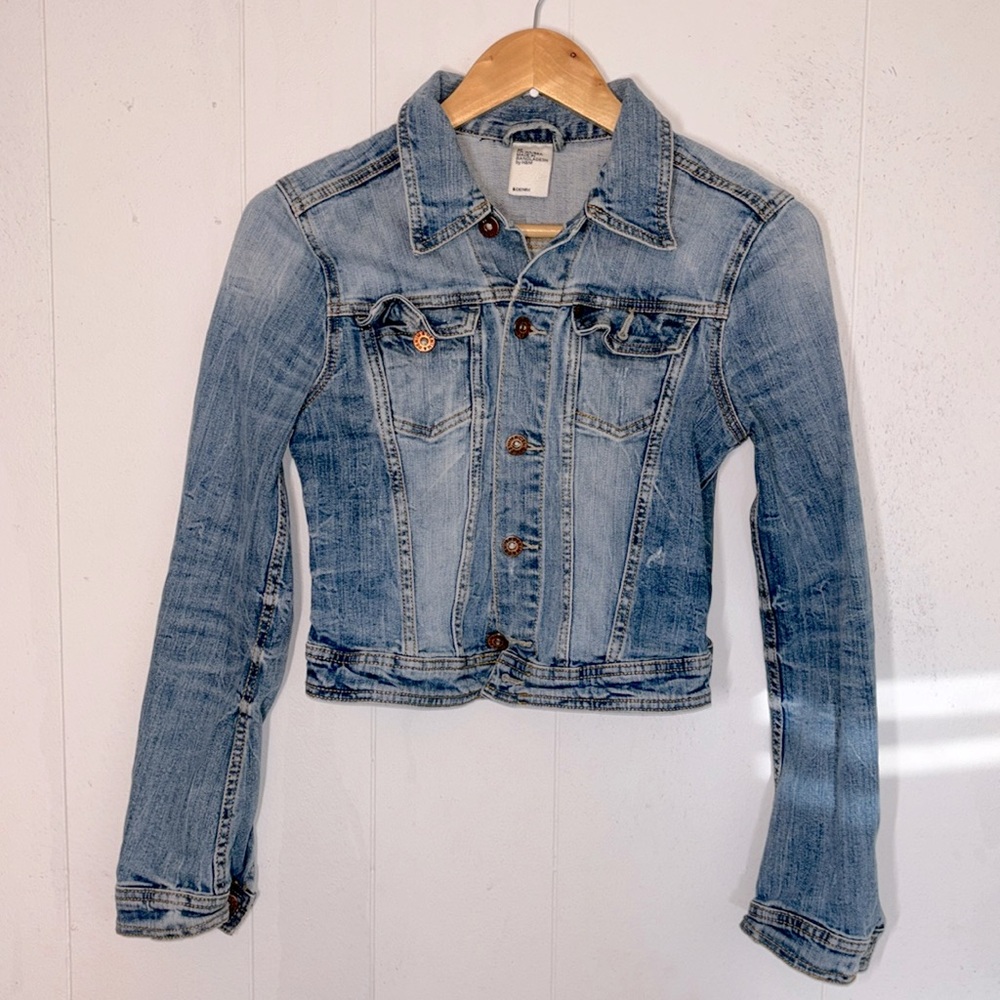 H&M Denim Medium Wash Distressed Denim Jean Jacket